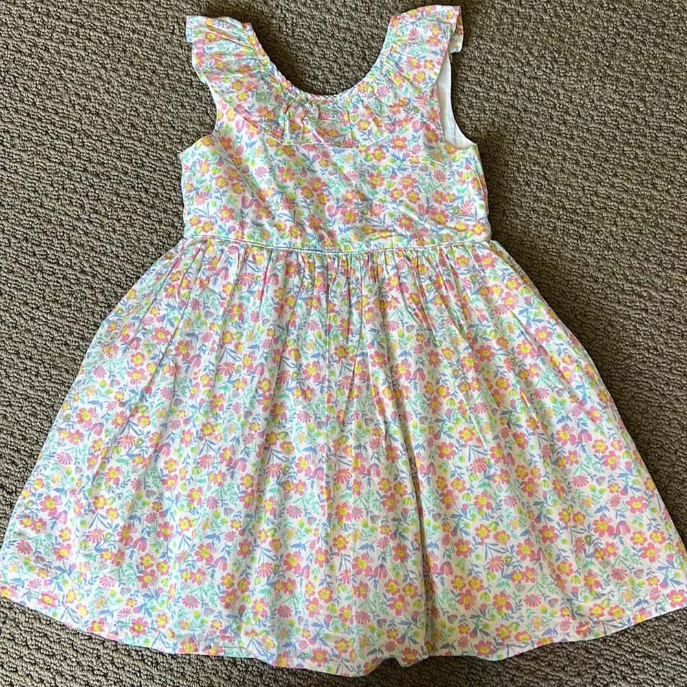 Tommy Bahama floral dress. Little girl size 6. New without tags.